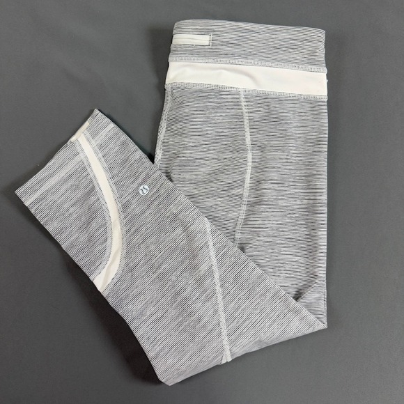lululemon athletica Pants - Lululemon Run Inspire Crop II Leggings White Black Stripe Womens 10